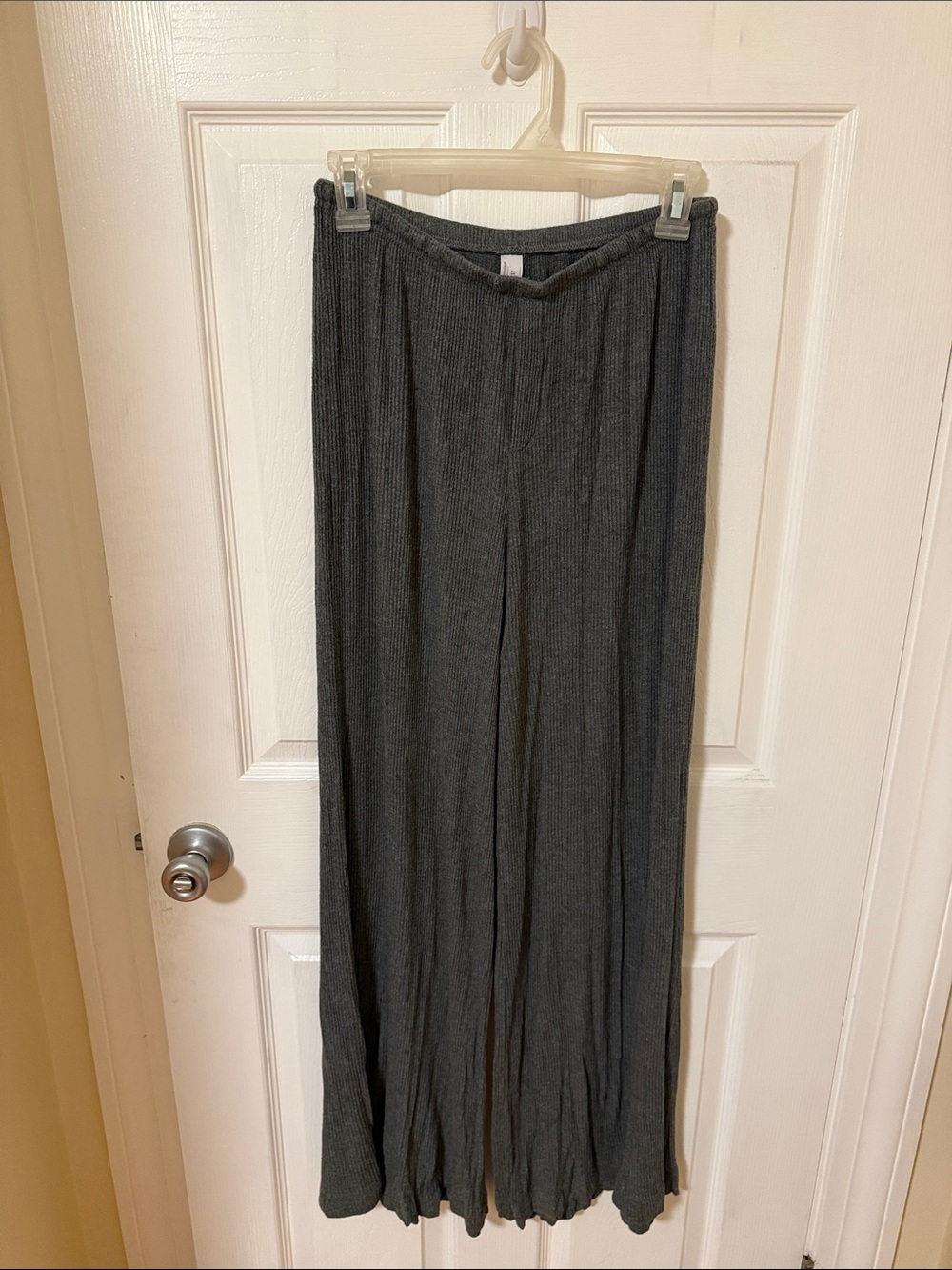 Auden Gray Ribbed Knit Lounge Pants